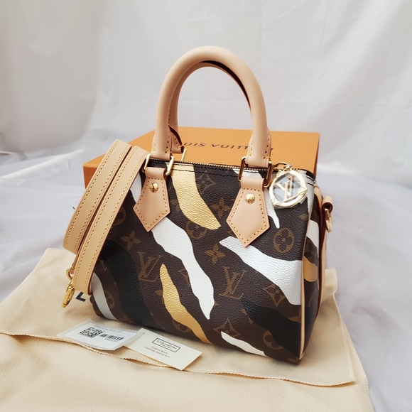 SOLD Louis Vuitton League of Legends Speedy b - Picture 10 of 13